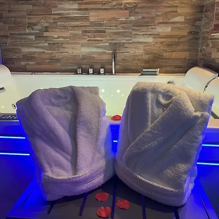 L'ecrin D'azurite Frühstückspension Saint-Clair-sur-les-Monts